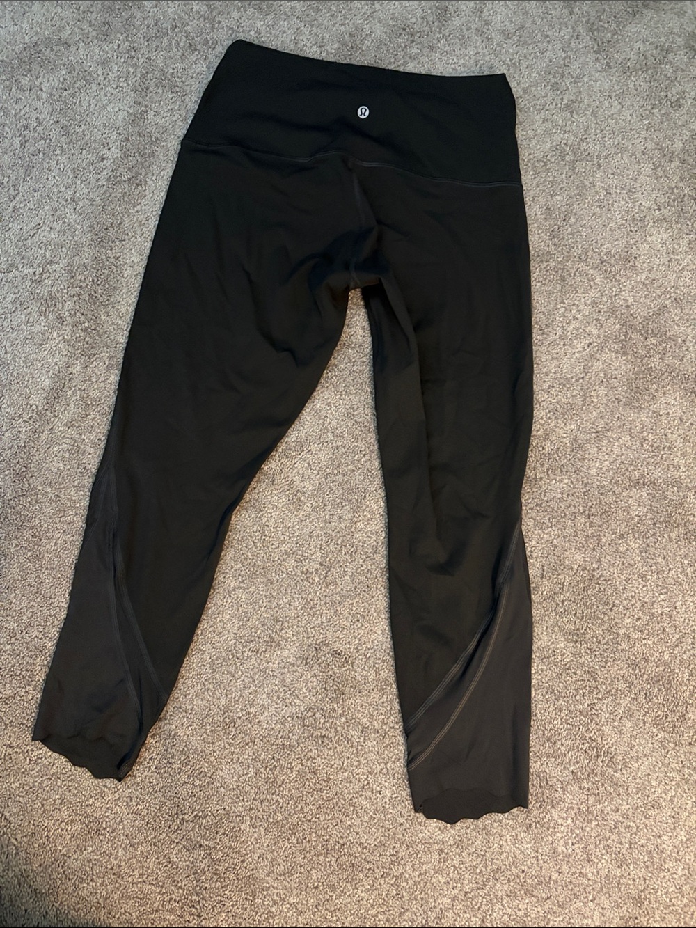 Lululemon Align High RiseCrop 21” Cross Waist Charcoal Ladies Leggings